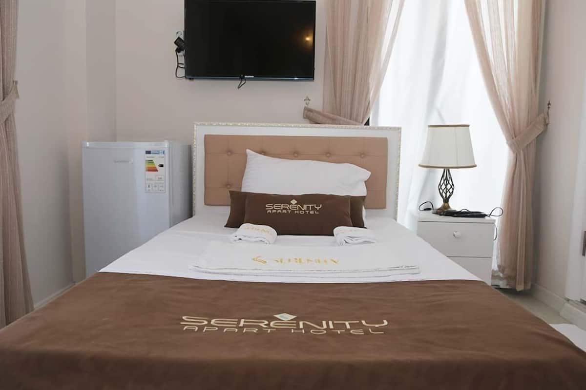 Elite Quadruple Room, Sea View | 3 bedrooms, individually furnished, desk, laptop workspace