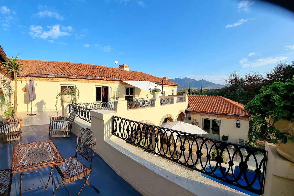 Honeymoon Suite, Pool View | Terrace/patio