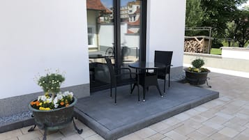 Esterni