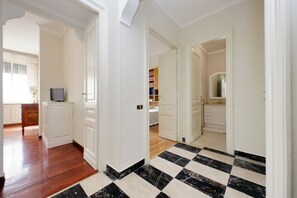 3 chambres, bureau, fer et planche Ă repasser, Wi-Fi gratuit