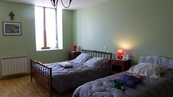 4 slaapkamers, wifi, beddengoed