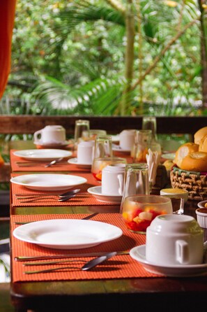 Desayuno a la carta incluido todos los días