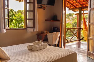 Minibar, individually decorated, individually furnished