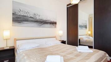 1 bedroom, iron/ironing board, WiFi, bed sheets