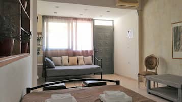 Superior-studio, kaupunkinäköala | Ylelliset vuodevaatteet, yksilöllisesti sisustettu