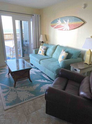 TV, Hulu, streaming services - Vitamin S~E~A, Ground Floor amazing, beachfront views!! (Pensacola)