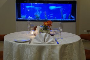 Free daily English breakfast