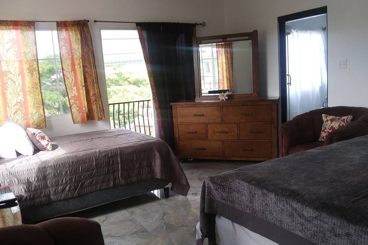Panoramic Room, Partial Lake View | Blackout curtains, iron/ironing board (on request), free WiFi