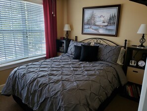 2 chambres, bureau, fer et planche à repasser, Wi-Fi gratuit