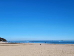Beach nearby - Apartment in Travemünde with a central location, terrace and beach chair (Travemünde)