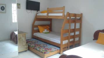 6 chambres, Wi-Fi gratuit, draps fournis