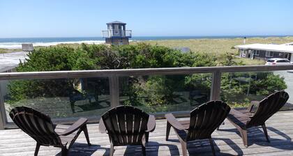 Pelican Point: Oceanview Getaway Manzanitassa (MCA # 200)