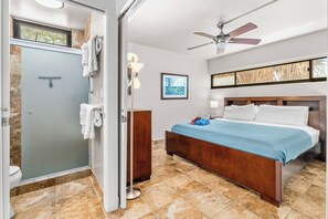 1 habitación, tabla de planchar con plancha, wifi gratis y ropa de cama 