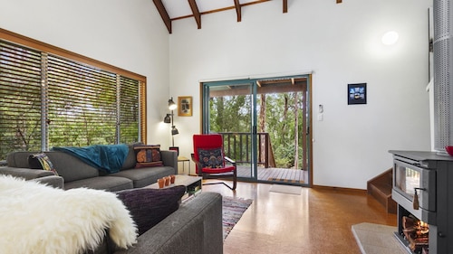 Coastal Comfort 450m to the Beach