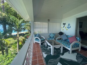 Property grounds - Beautiful One Bedroom Ocean View Gem (Spring Garden)