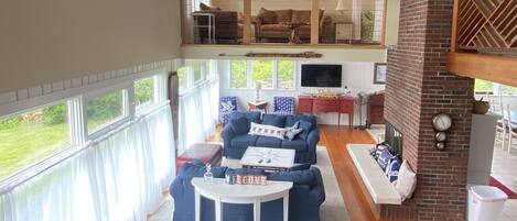 Älytelevisio, kirjoja