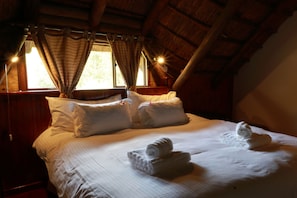 Standaard kamer, uitzicht op tuin | Lakens van Egyptisch katoen, luxe beddengoed, Tempur Pedic-bedden