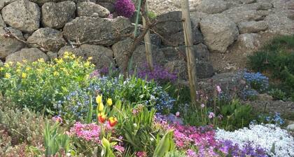 Ferienwohnung mit Bergblick, 55 qm Obergeschoss, 1 separates Schlafzimmer