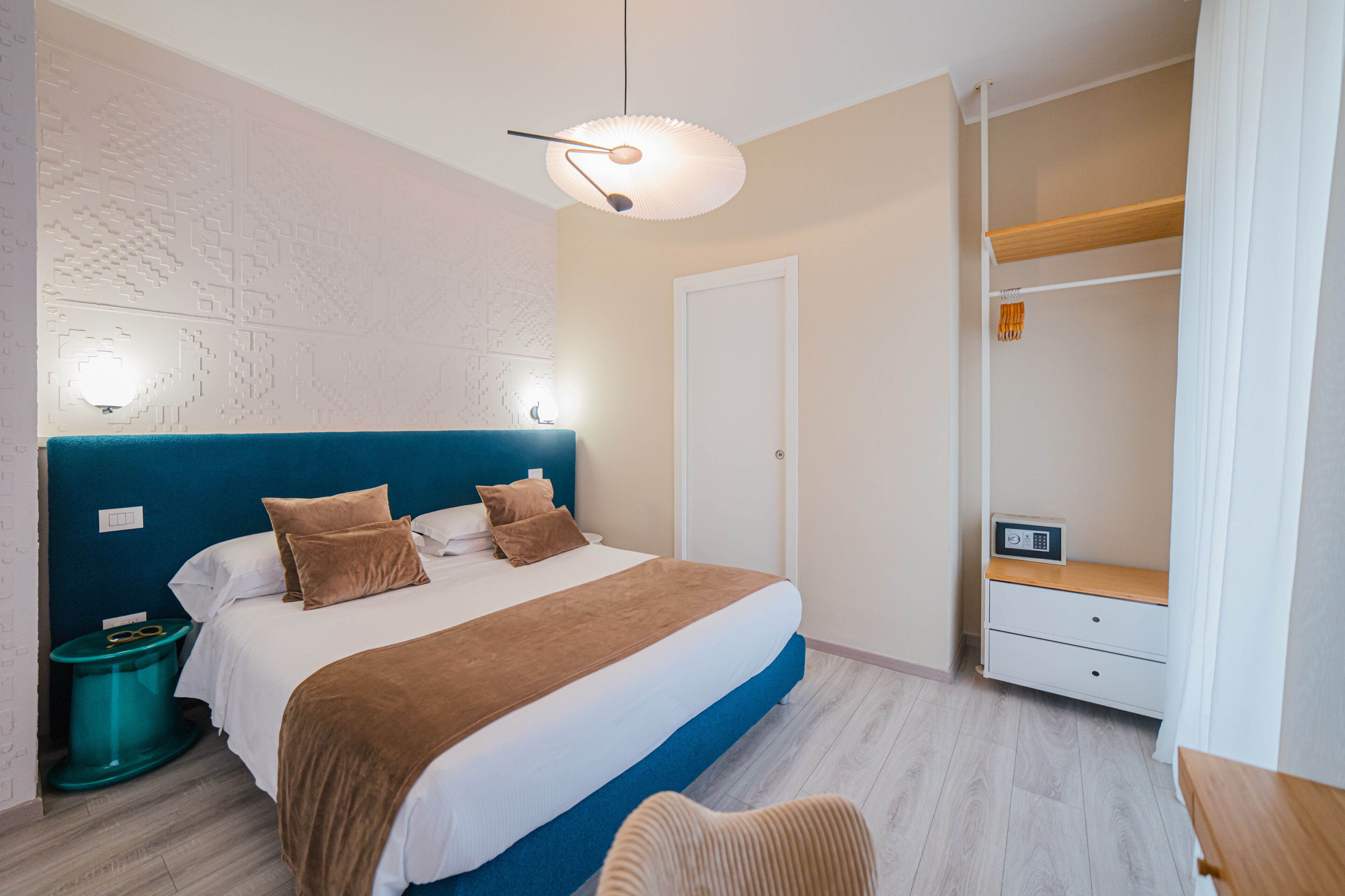 Junior-Suite, 1 Queen-Bett und Schlafsofa, Balkon, Stadtblick