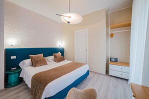 Junior-Suite, 1 Queen-Bett und Schlafsofa, Balkon, Stadtblick
