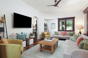 Smart TV y monitor de computadora 