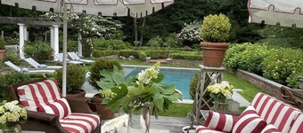 Hamptons Retreat ☀️ 5 bed 4 bath, salt water pool, gym, walk to water 🏖sleep10