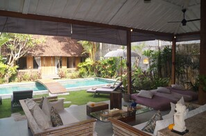 Outdoor pool - SEMINYAK - Beautiful 4BR Villa near Beaches and Shops (Seminyak)
