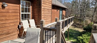 BONNIE & CLYDES - To hjem ved innsjøen med tilgang til vannkanten.