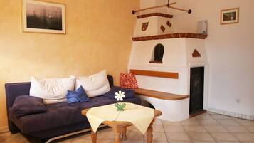 Fernseher, Tischtennisplatte