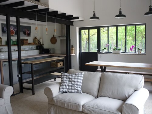 Workshop n°2 for 6 with shared pool and sauna for lazy days