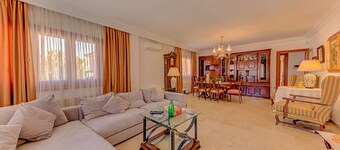 Beach Villa Catalina for eight people with pool