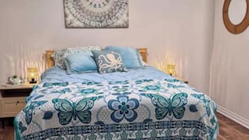 2 bedrooms, iron/ironing board, WiFi, bed sheets