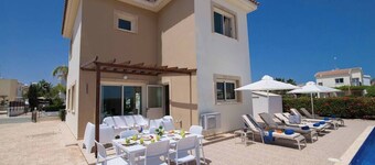 Villa med 3 sovrum i Ayia Thekla