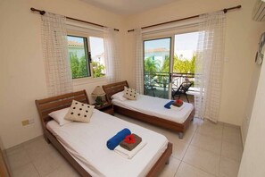 3 Schlafzimmer, Bügeleisen/Bügelbrett, WLAN, Bettwäsche