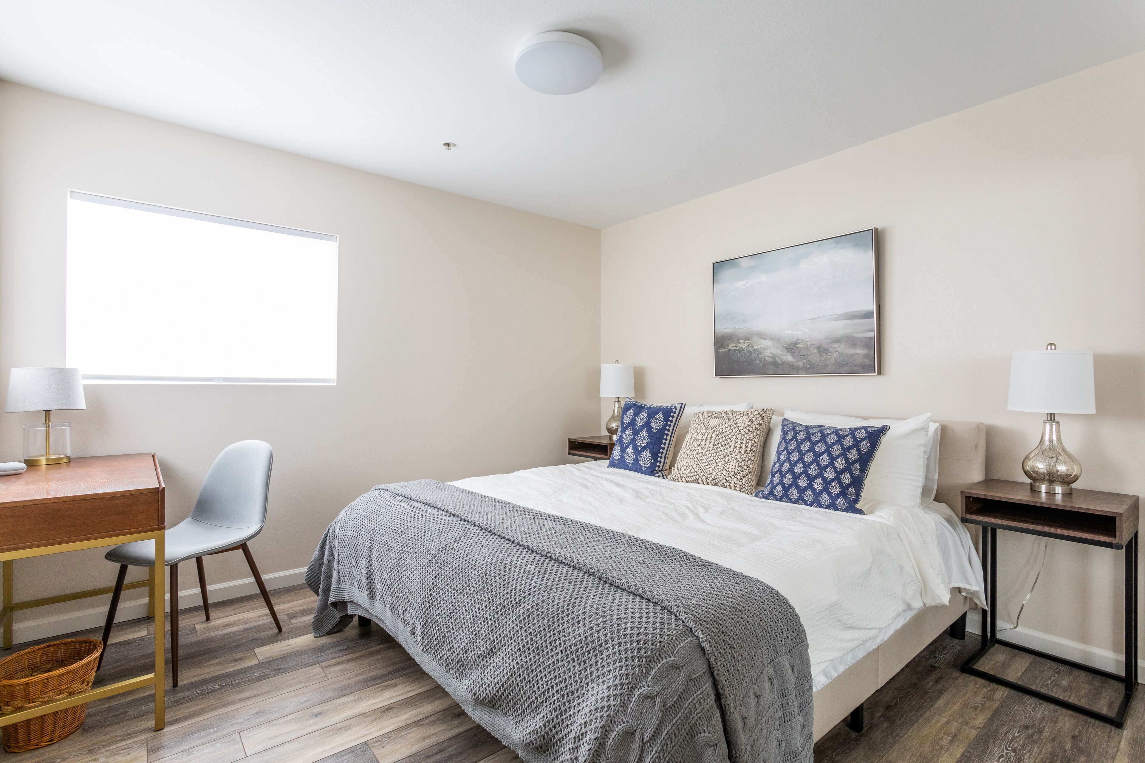 2 室のベッドルーム、アイロン / アイロン台、WiFi、ベッドシーツ