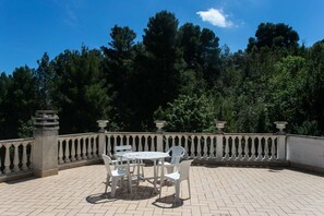 Outdoor dining - N144 - Numana, wonderful four-room apartment 100m from the sea (Numana)