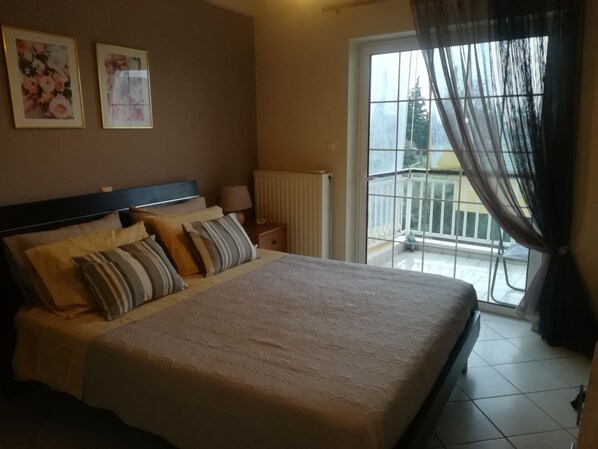1 bedroom, iron/ironing board, free WiFi, bed sheets