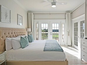 3 bedrooms, iron/ironing board, bed sheets