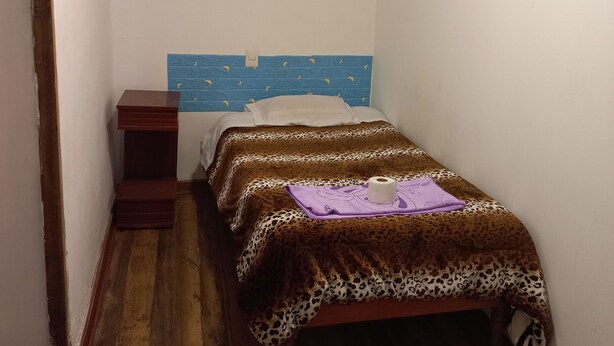Single Room, Shared Bathroom | Blackout drapes, WiFi (free) - Ukumari B&B (Cusco)
