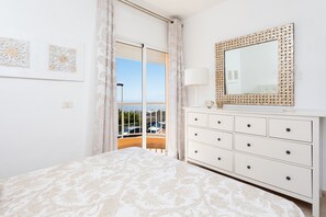 3 Schlafzimmer, Bügeleisen/Bügelbrett, Internetzugang, Bettwäsche