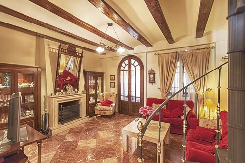 Ein kleines Penthouse-Duplex im Stadtzentrum von Valencia für stilvolle Ferien.