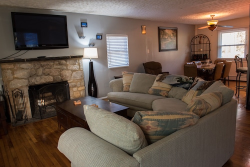 Welcoming Family Home in Amenity Filled Private Community - 1 block from Lake