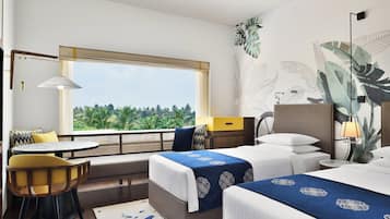 Room, 2 Twin Beds, Non Smoking | 1 bedroom, hypo-allergenic bedding, down comforters, minibar