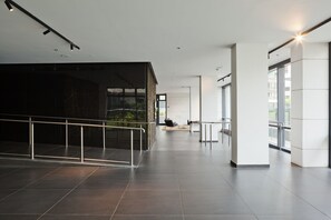 Interior - Superior &  TLV Mall (Tel Aviv-Yafo)