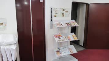 Nội thất lối vào