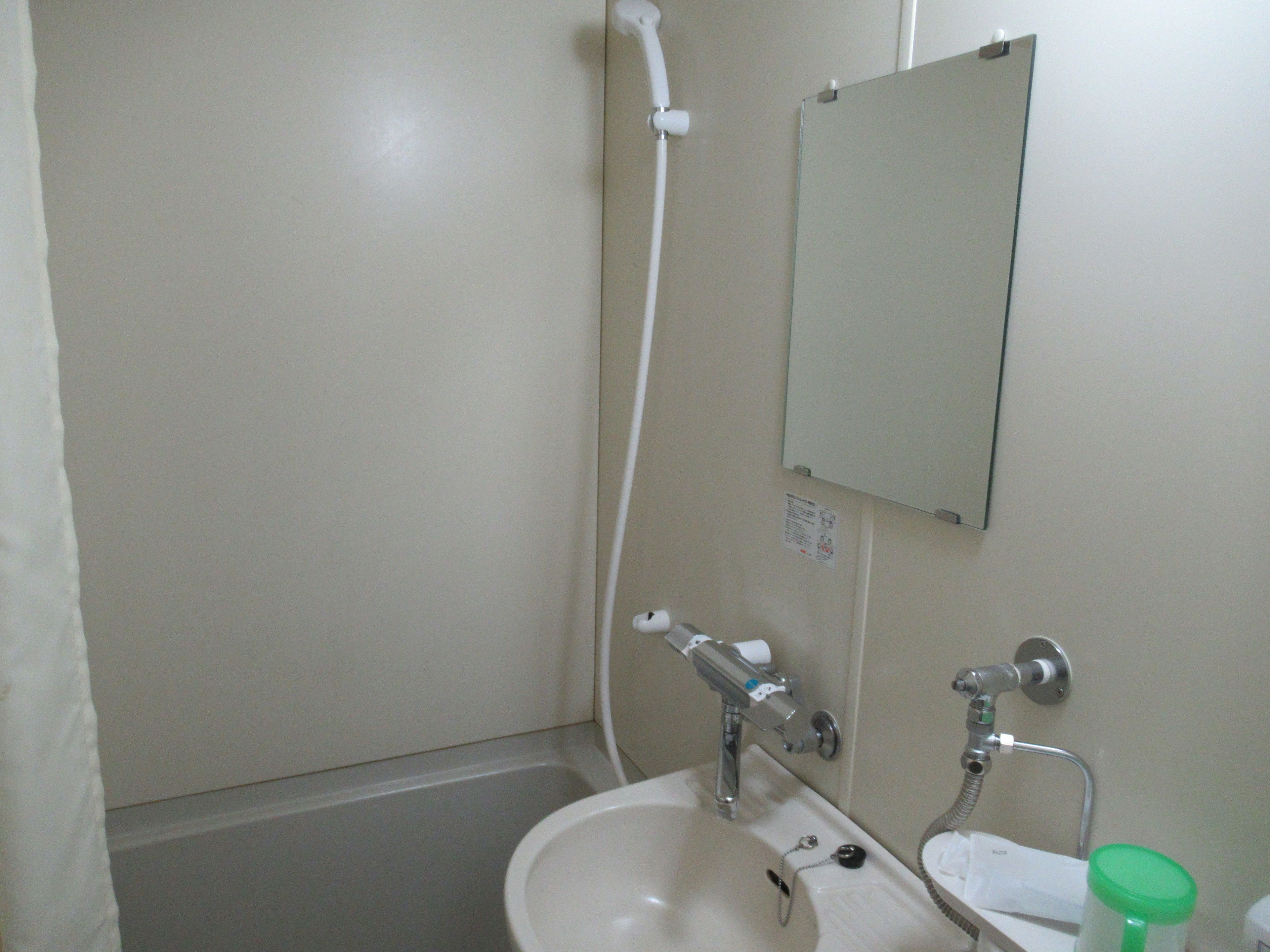 Ensemble douche/baignoire, baignoire relaxante profonde