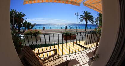 Nouvelle annonce! Maison face Ă la mer, Vieux Nice, 6 chambres