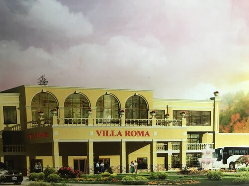 Condo at Villa Roma Resort,  near Resort World Casino,  Bethel Woods