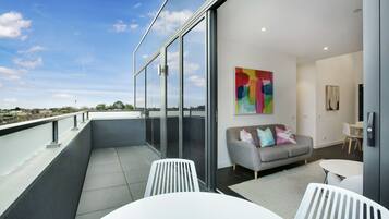 Superior Apartment, 2 Queen Beds | Balcony view