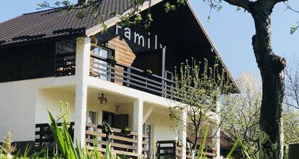Chalet "Famille 1" | ĐаĐșаŃпаŃŃĐ” ĐŸŃĐŽŃŃ
| ĐĐŸŃŃĐČŃŃĐČŃĐč ĐžŃŃĐžĐœĐœĐŸĐ” ĐаĐșаŃпаŃŃŃ